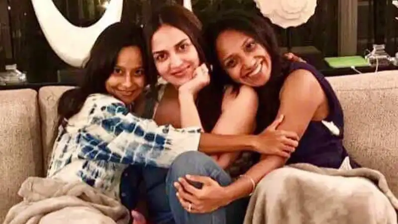 Esha Deol pens emotional note mourning the death of her childhood friend Natasha Jitender Irani