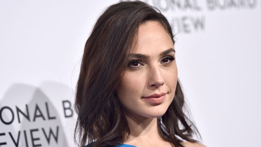 Gal Gadot to play lead role in remake of Alfred Hitchcock's To Catch a Thief