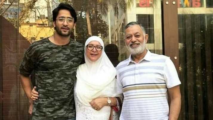 Shaheer Sheikh's father losses battle to Covid-19, Aly Goni shares condolences