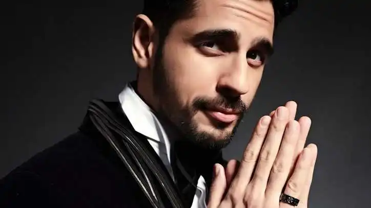 Sidharth Malhotra's attempt at breaking his boy next door image and how far he's succeeded at it