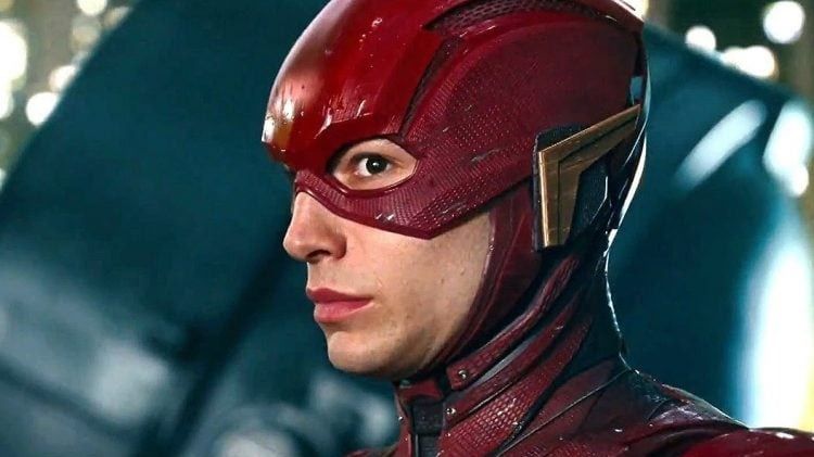 The Flash star Ezra Miller Hints that Ben Affleck will continue as Batman in the DCEU