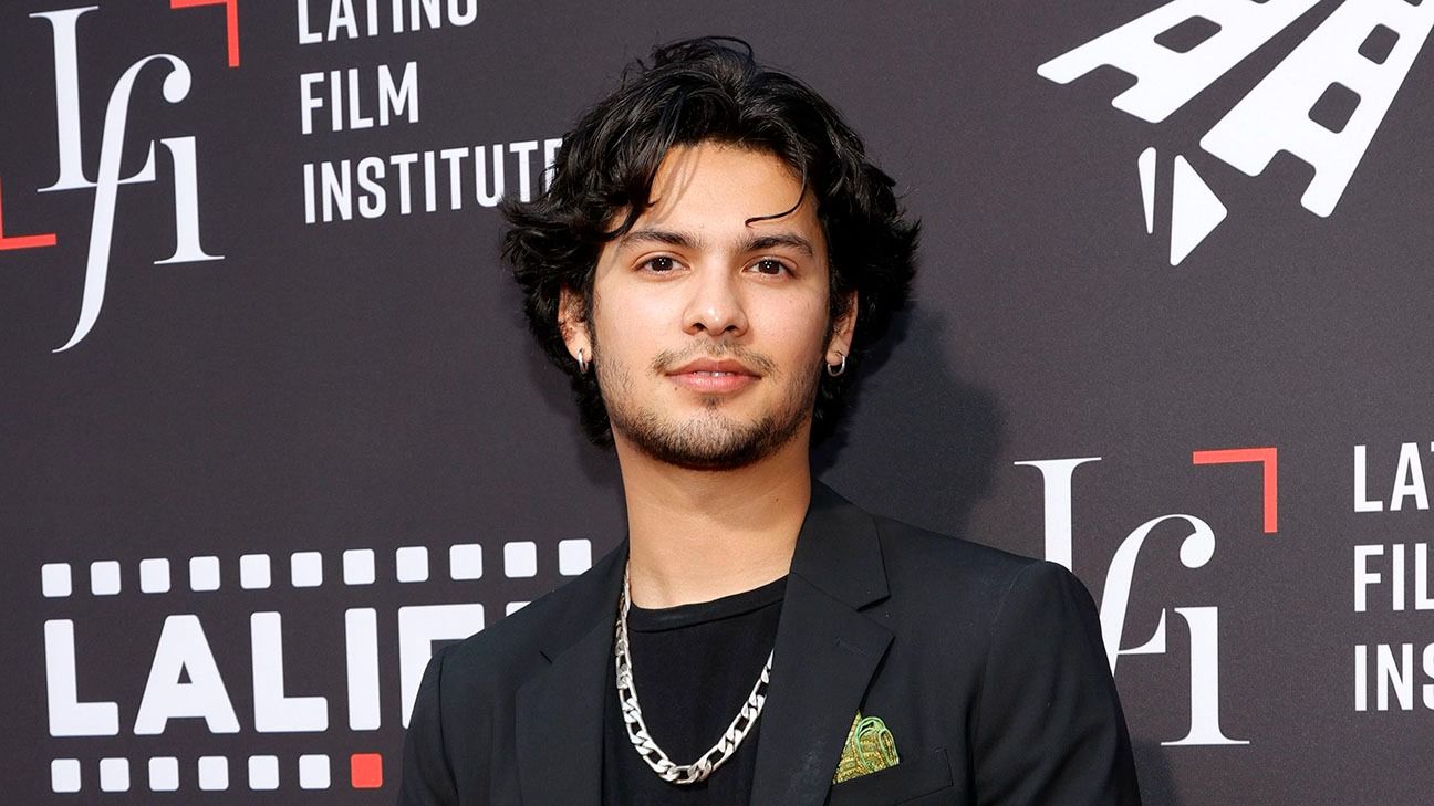 Xolo Maridueña dazzled as DC’s groundbreaking Latino superhero in Blue ...