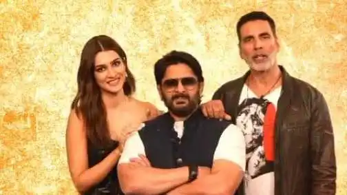 Arshad Warsi laughs at Bachchhan Paandey being called a box office success, asks reporter to not lie