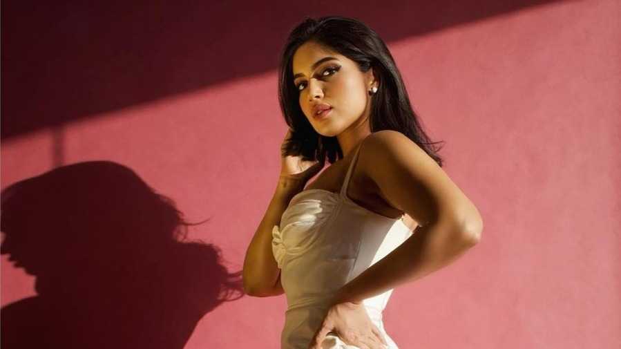Bhumi Pednekar wants to star in a full power action film says, 'I want to see myself do that like some Matrix'