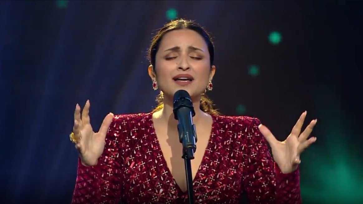 Parineeti Chopra croons song from cousin Priyanka Chopra's film with Neha Bhasin