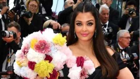 Aishwarya Rai is ravishing on day 2 of the Cannes Film Festival 2022, shares her stunning look