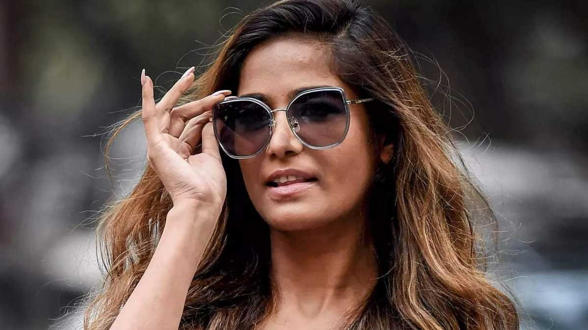 Bigg Boss OTT 2: Not just Munawar Faruqui, Lock Upp contestant Poonam Pandey also approached for the digital reality show?