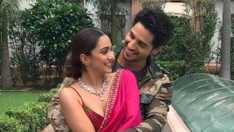 Sidharth Malhotra - Kiara Advani get back together over an emotional phone call, realize they can't stay without each other