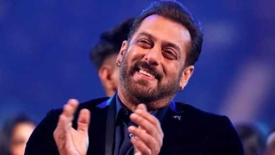 Salman Khan trolled for mocking IIFA host Siddharth Kannan, fans wonder why people bother inviting him