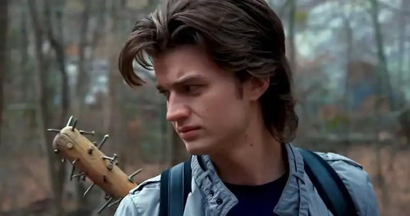 Stranger Things - Fan favorite Steve Harrington was supposed to be killed off in season 1