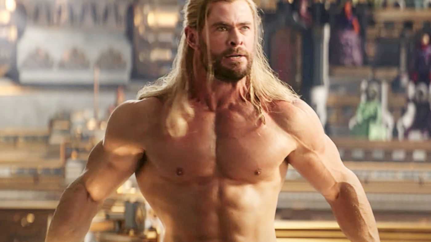 Thor: Love and Thunder's Taika Waititi and Chris Hemsworth give a funny response about Thor's nude scene in the movie
