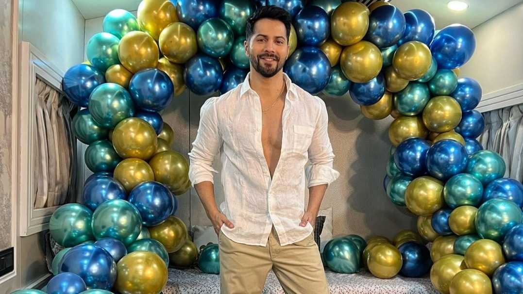 Here's why Varun Dhawan doesn't feel he hasn't completed 10 years in Bollywood just yet despite his debut film marking a decade