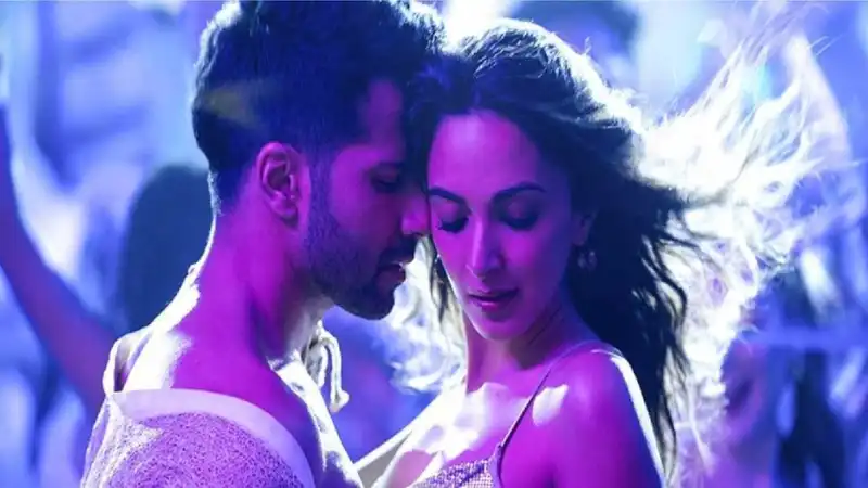 Varun Dhawan and Kiara Advani's romance in Rangi Sari song from Jugjugg Jeeyo is crackling.