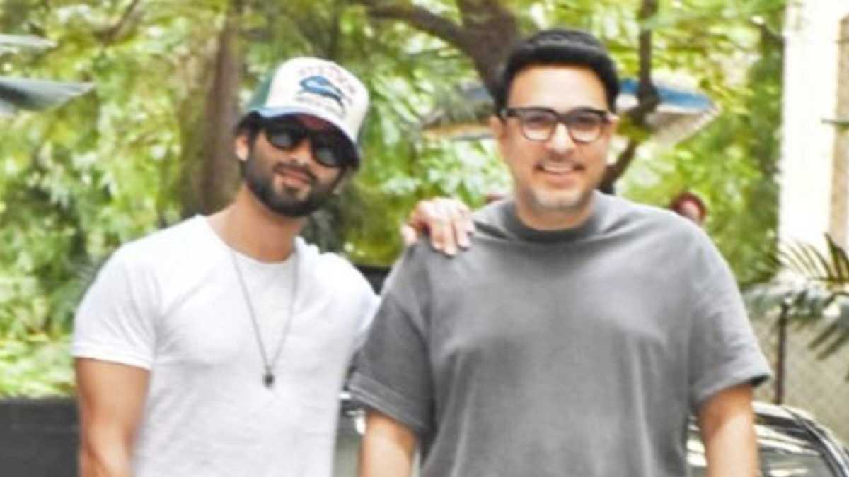 Shahid Kapoor to headline a unique love story backed by Dinesh Vijan