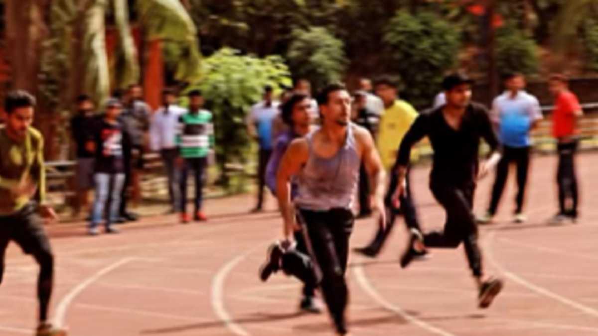 Tiger Shroff's latest running video makes fans wonder why he chose film industry: 'Olympic mein try karo'