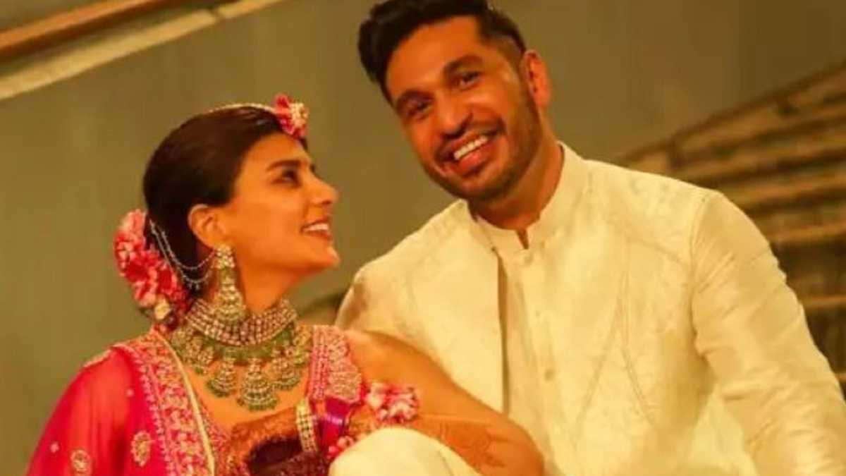  Inside pictures of Arjun Kanungo and Carla Dennis' regal wedding seems straight out of fairytale
