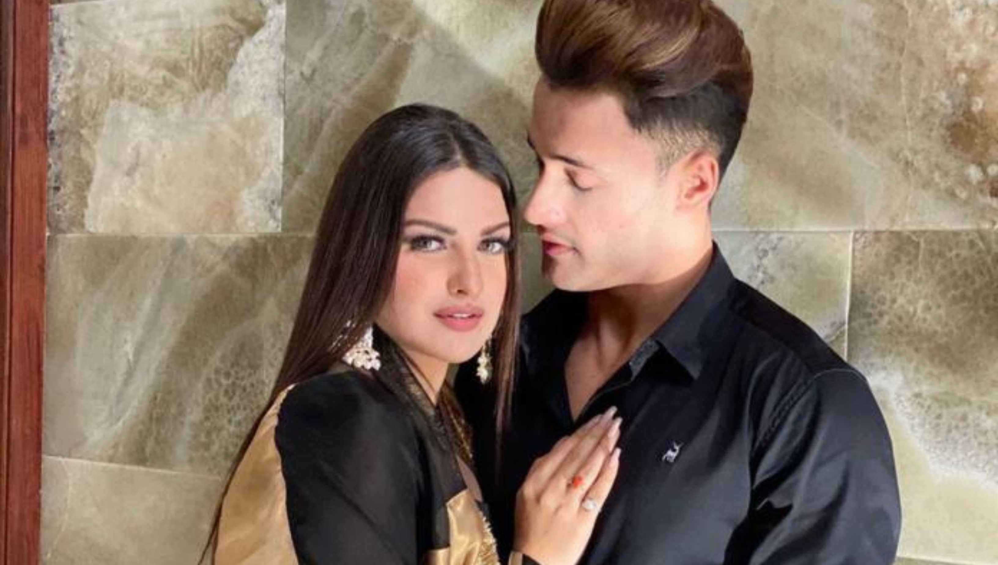 Asim Riaz’s girlfriend Himanshi Khurana gets brutally trolled for sharing yet another cryptic tweet