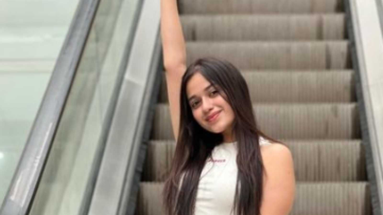 Happy Birthday Jannat Zubair Rahmani: For a hot date or a day at the ...