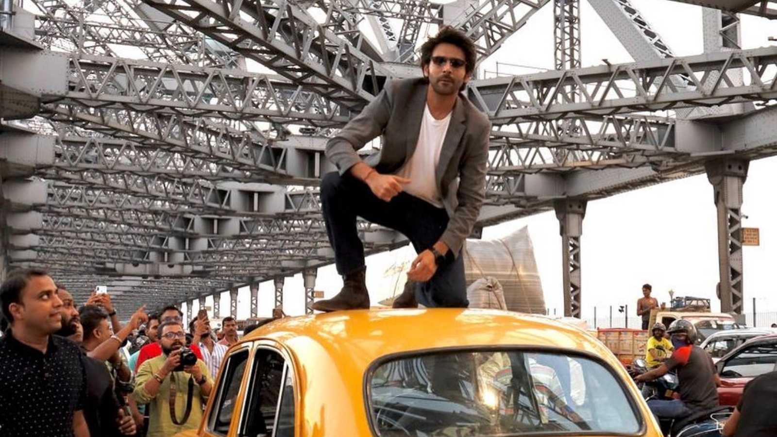 Kartik Aaryan shares update on his 'sabse commercial picture', gets into the action mode