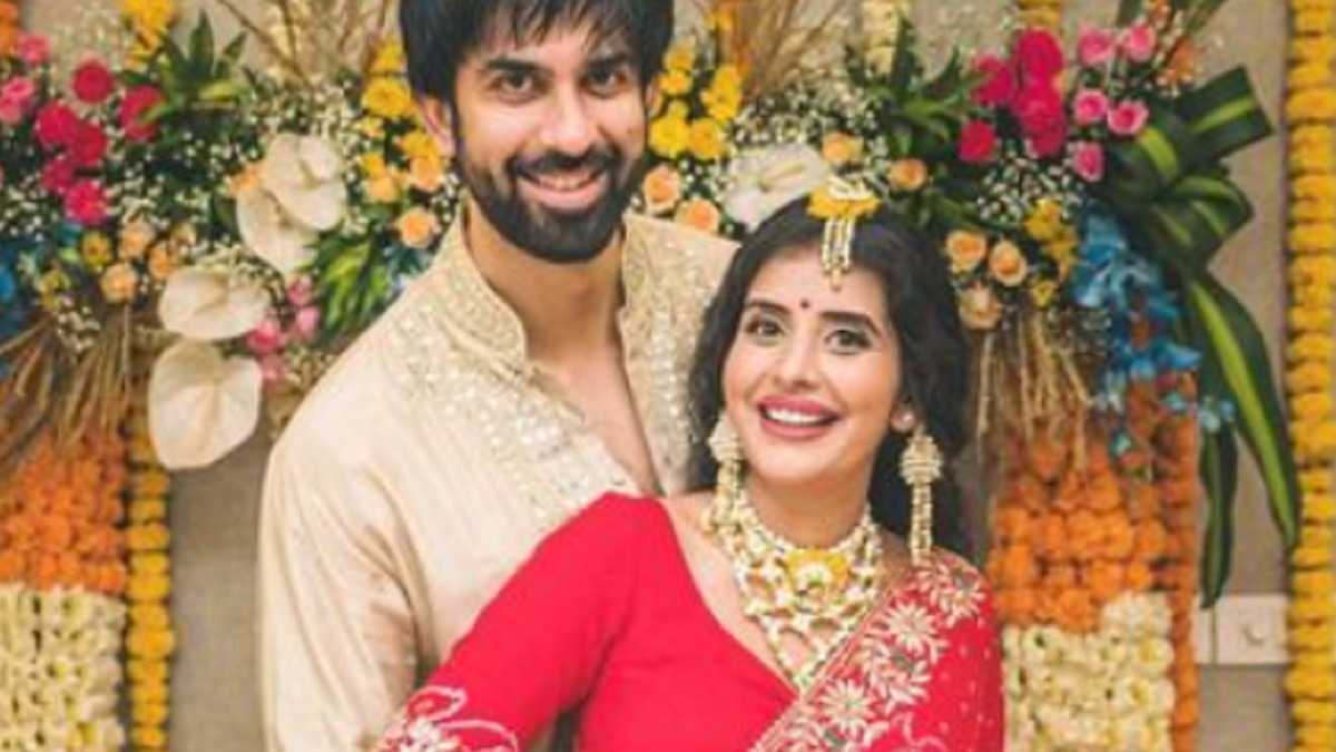 Is Sushmita Sen's brother Rajeev Sen trying to mend relationship with Charu Asopa amid speculations of divorce?