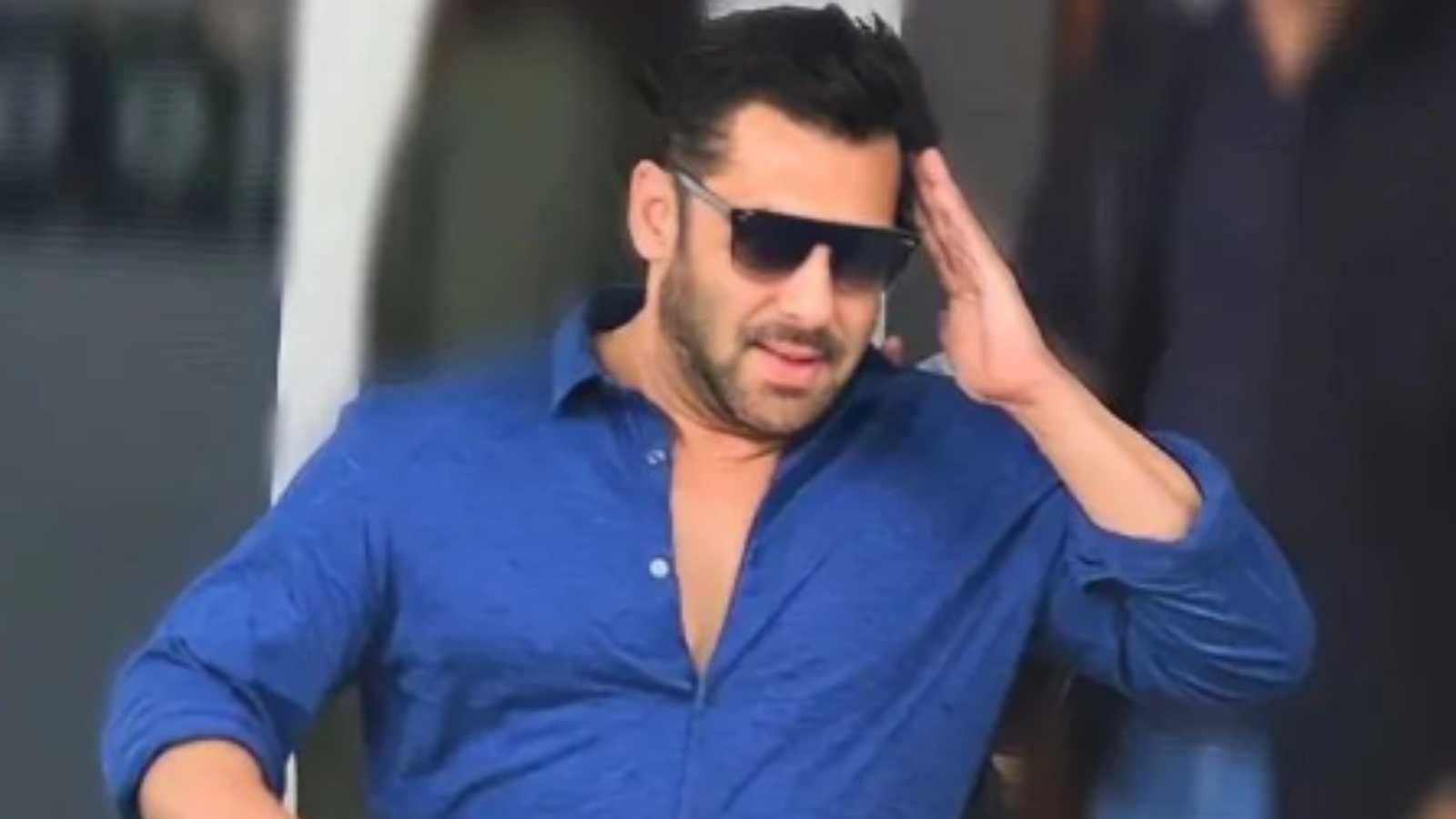 Salman Khan to star in a remake of THIS hit 80s film? search for other cast members begin