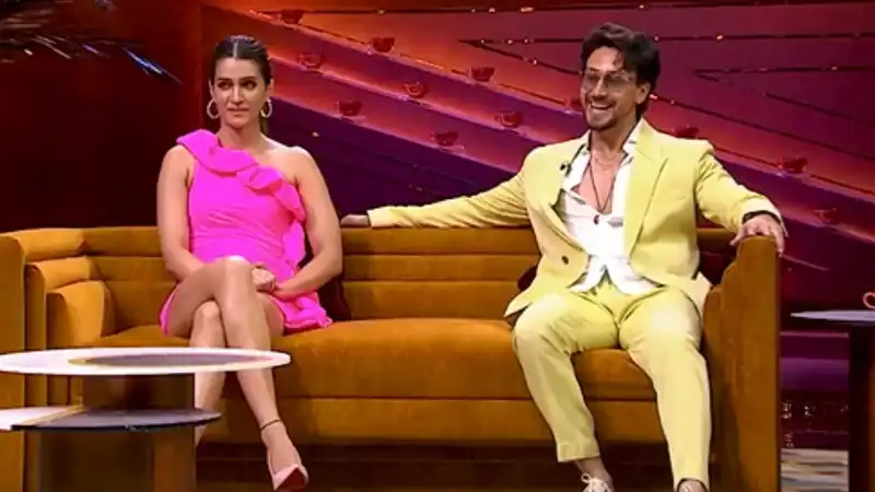 Koffee With Karan 7: Kriti Sanon was rejected from Student Of The Year, says why she won't date couch buddy Tiger Shroff