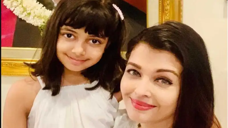 Aishwarya Rai Bachchan's daughter Aaradhya has a cute directorial moment on Mani Ratnam's Ponniyin Selvan:1 sets