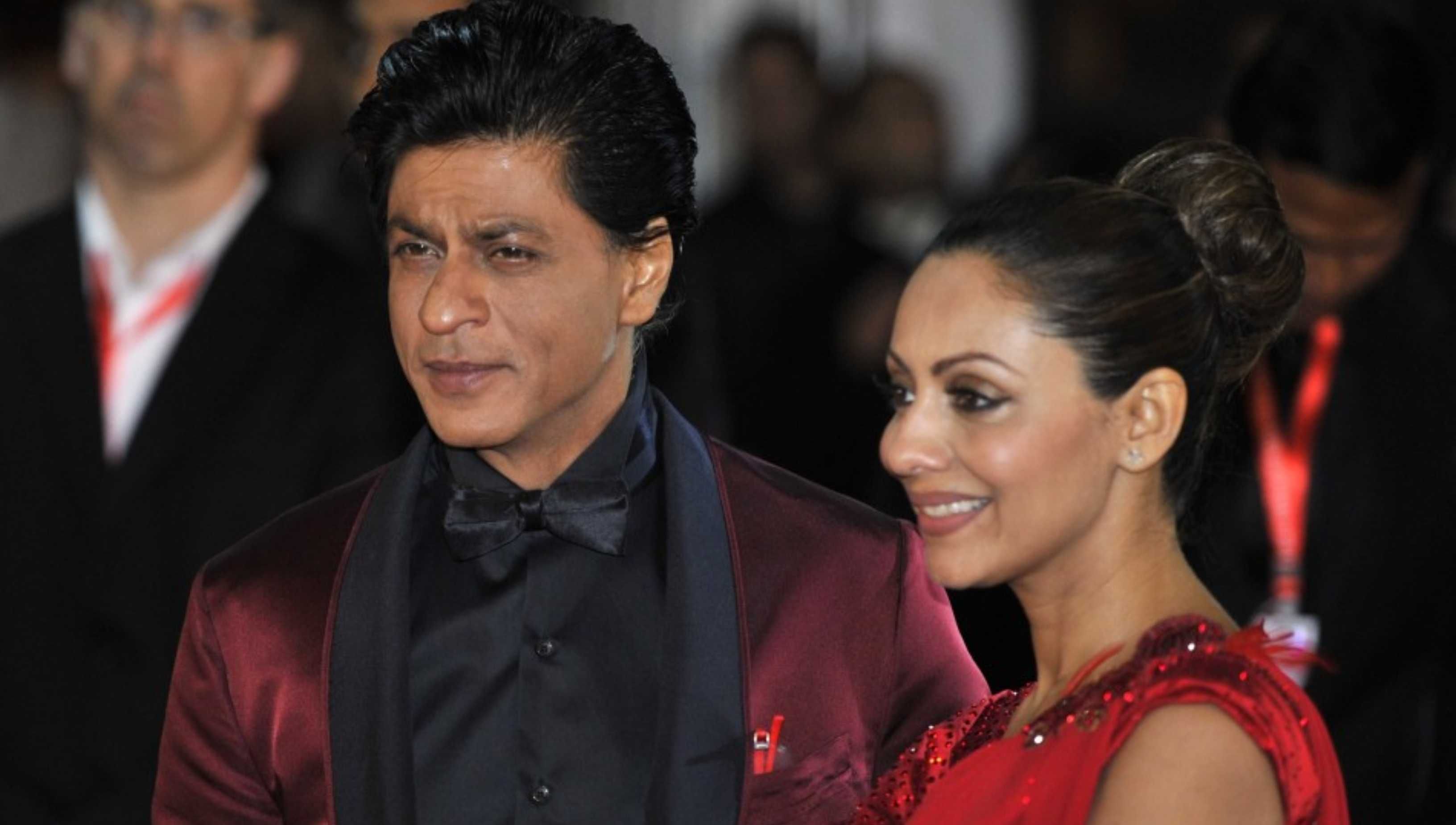 Shah Rukh Khans This Habit Annoys Wife Gauri Khan During Parties Says