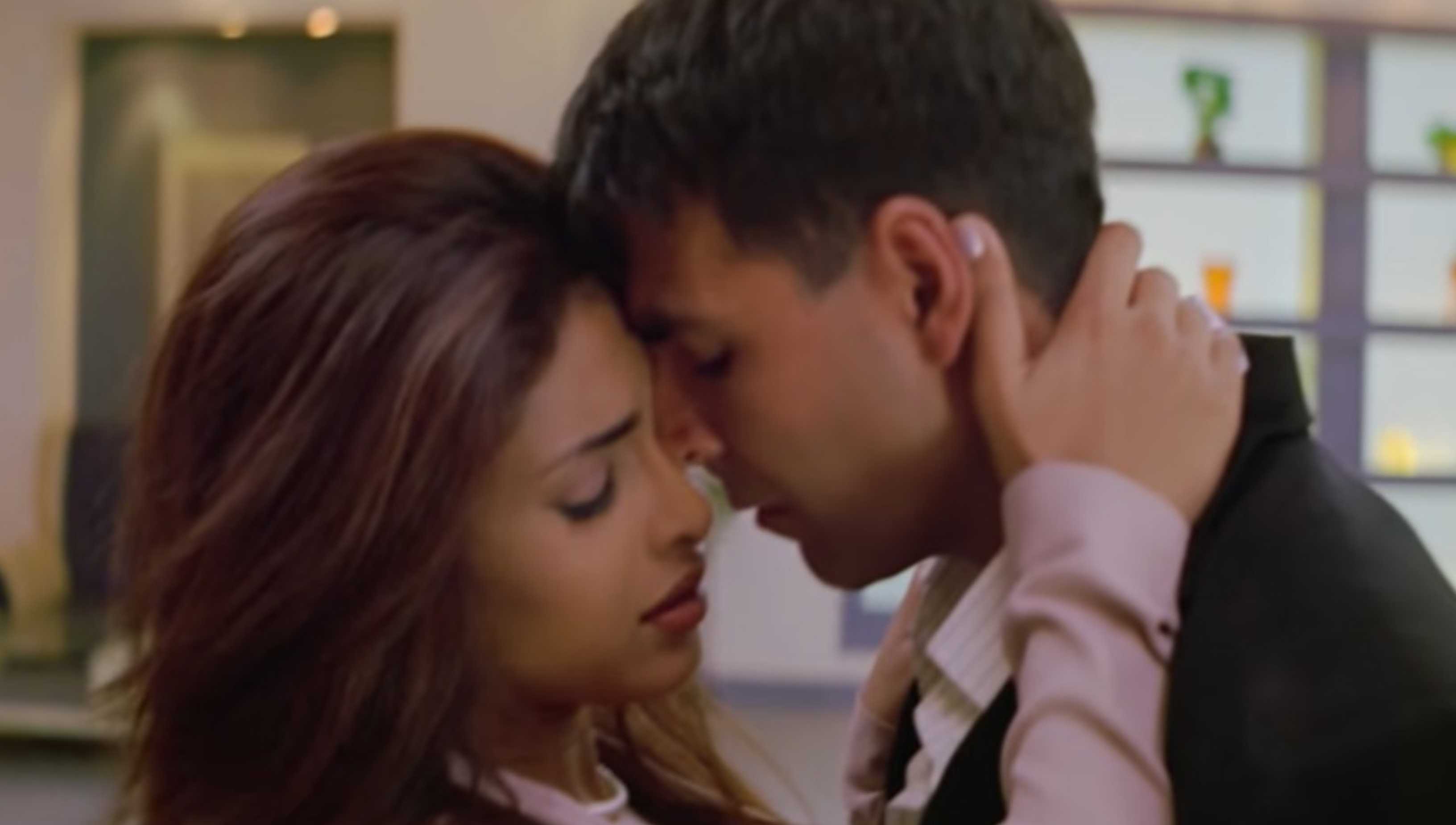 Priyanka Chopra and Akshay Kumar shot THIS passionate sequence in just one take