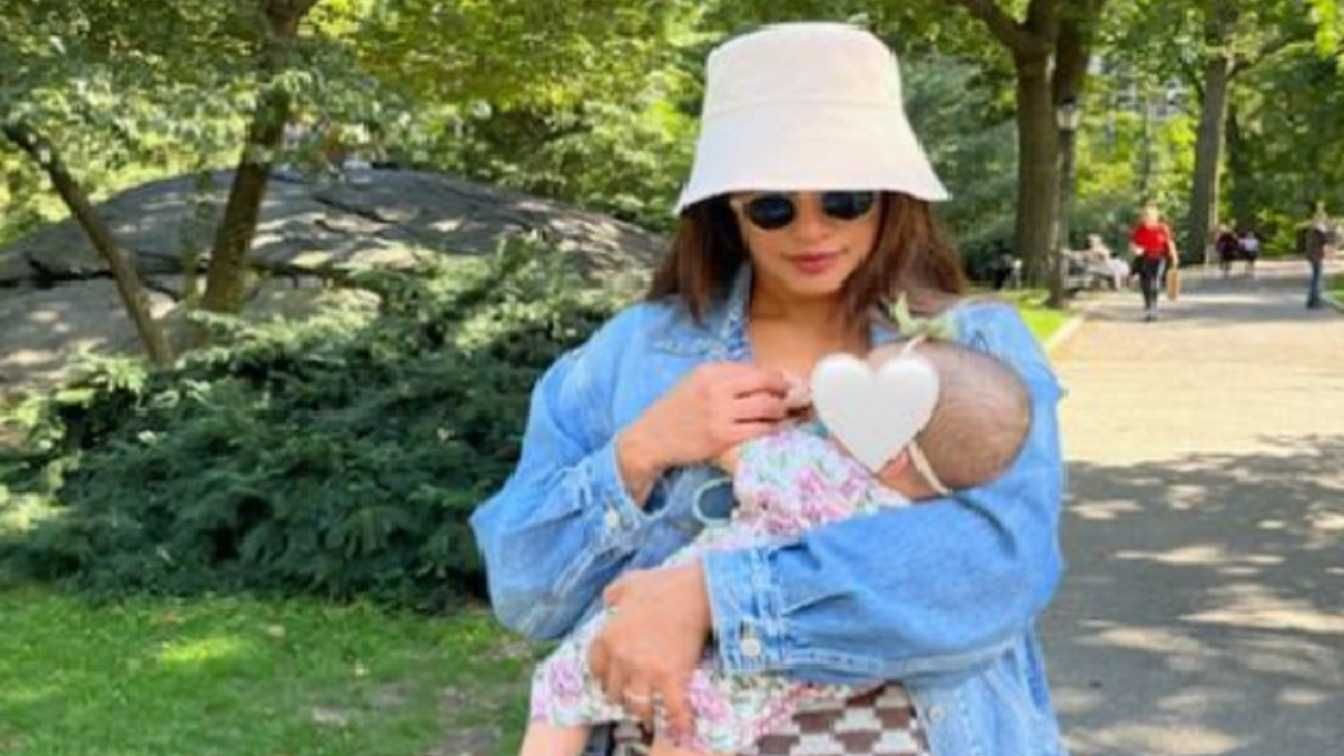 Priyanka Chopra Jonas Takes Baby Malti Marie For Stroll In Park, Isn't ...