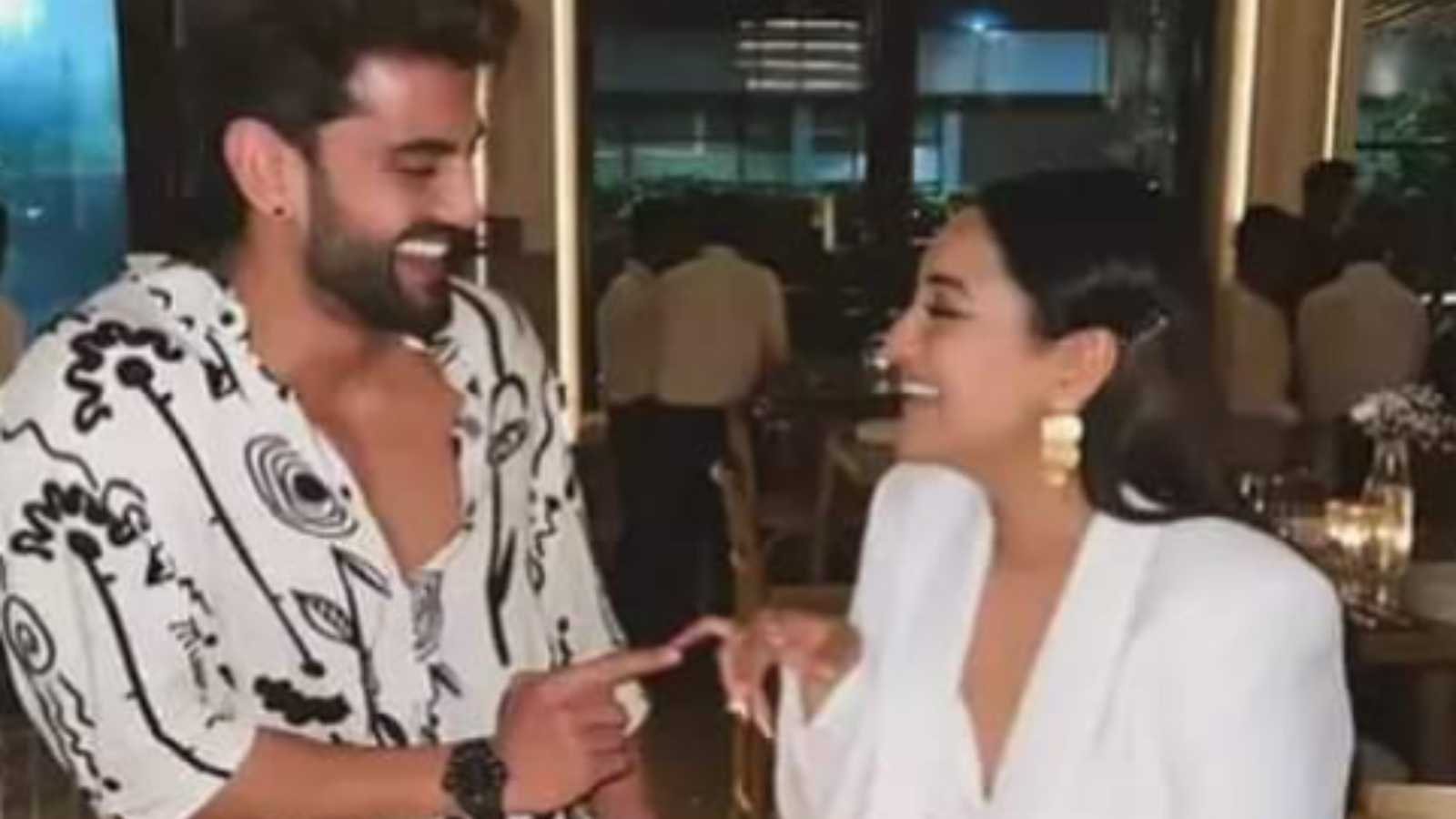 Sonakshi Sinha and Zaheer Iqbal are a 'Blockbuster' jodi indeed but it's not what you think