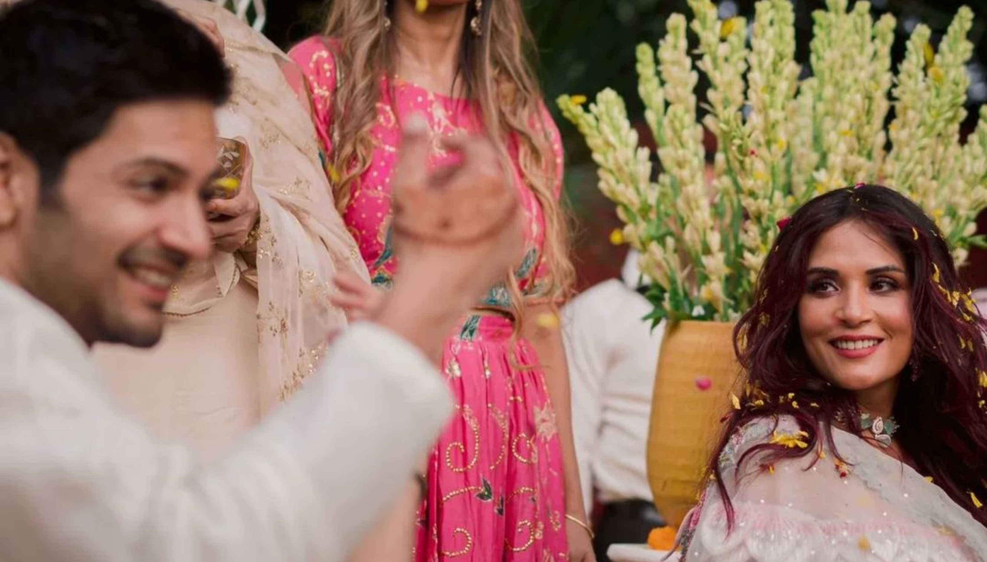 Richa Chadha can’t take her eyes off Ali Fazal in these unseen snaps from their mehendi & sangeet; check it out