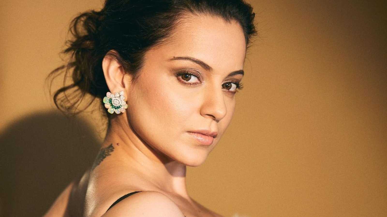 Kangana Ranaut has a twisted apology for her 'Bollywood friends' before the year ends