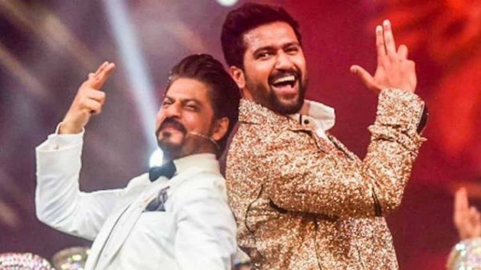 8th standard Vicky Kaushal poses with Shah Rukh Khan in epic throwback picture from 'Ashoka' sets; seen it yet?