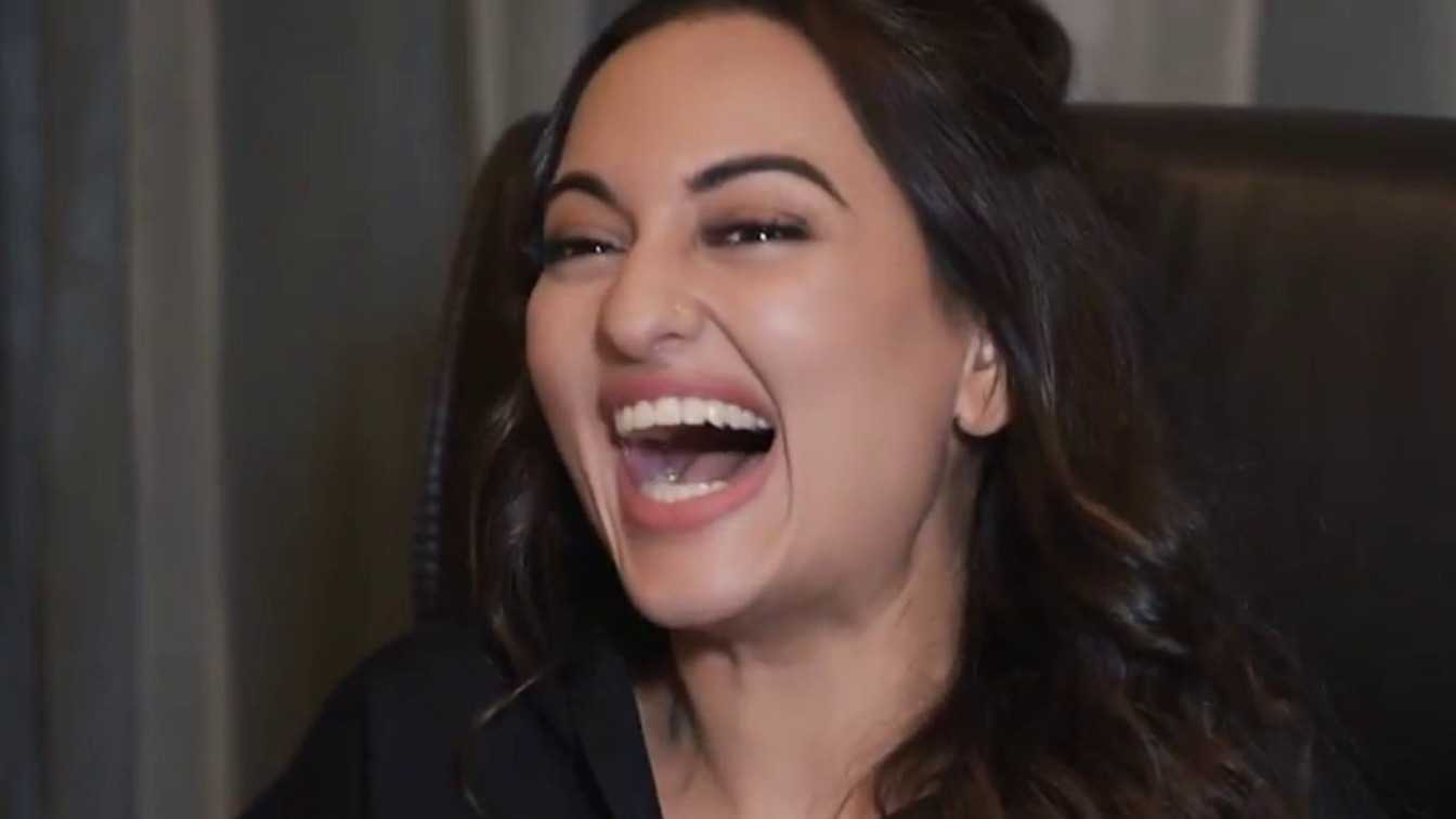 'Post a photo of your marriage': Sonakshi Sinha has a witty reply to fan's silly question