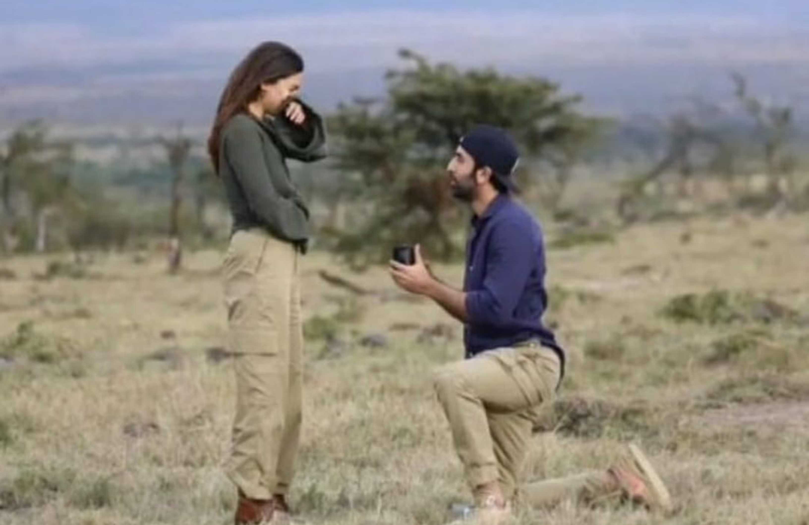 Alia Bhatt breaks down as Ranbir Kapoor goes down in his knees to propose her in this unseen moment, Soni Razdan deletes the pic later