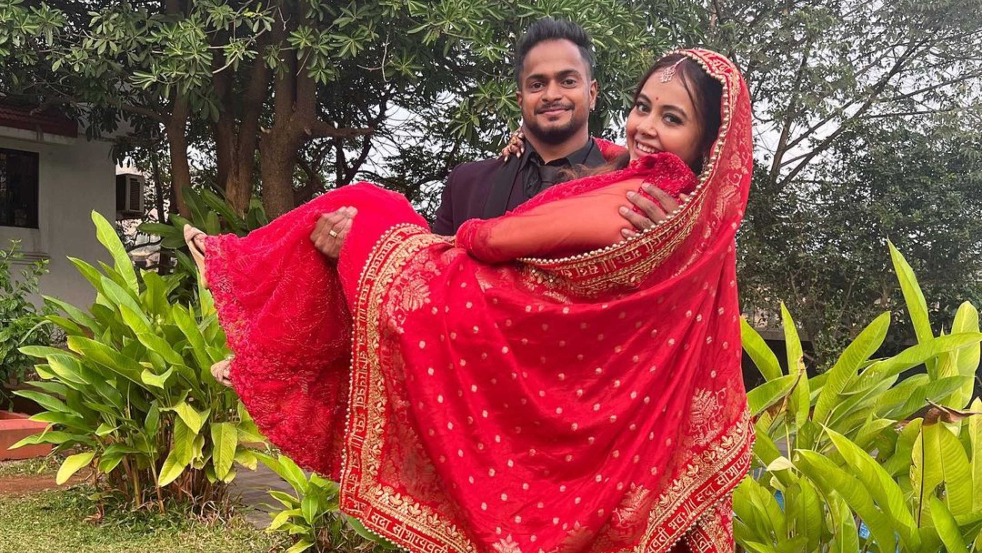 ‘I am taken’: Devoleena Bhattacharjee finally introduces fans to her mystery groom with cute wedding photos