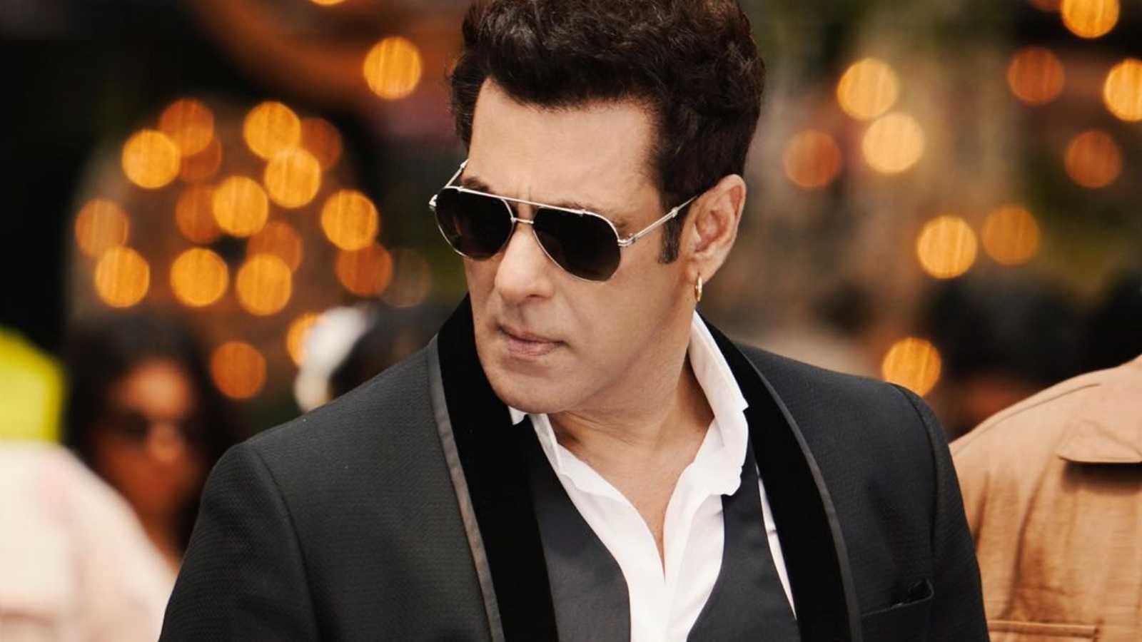 Salman Khan drops a jazzy new look from Kisi Ka Bhai Kisi Ki Jaan to announce shoot wrap, his long hair steal the show