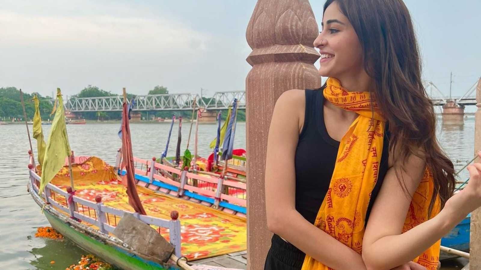 Ananya Panday Causally Drops Clicks Flaunting A New Look, You'll Fall ...