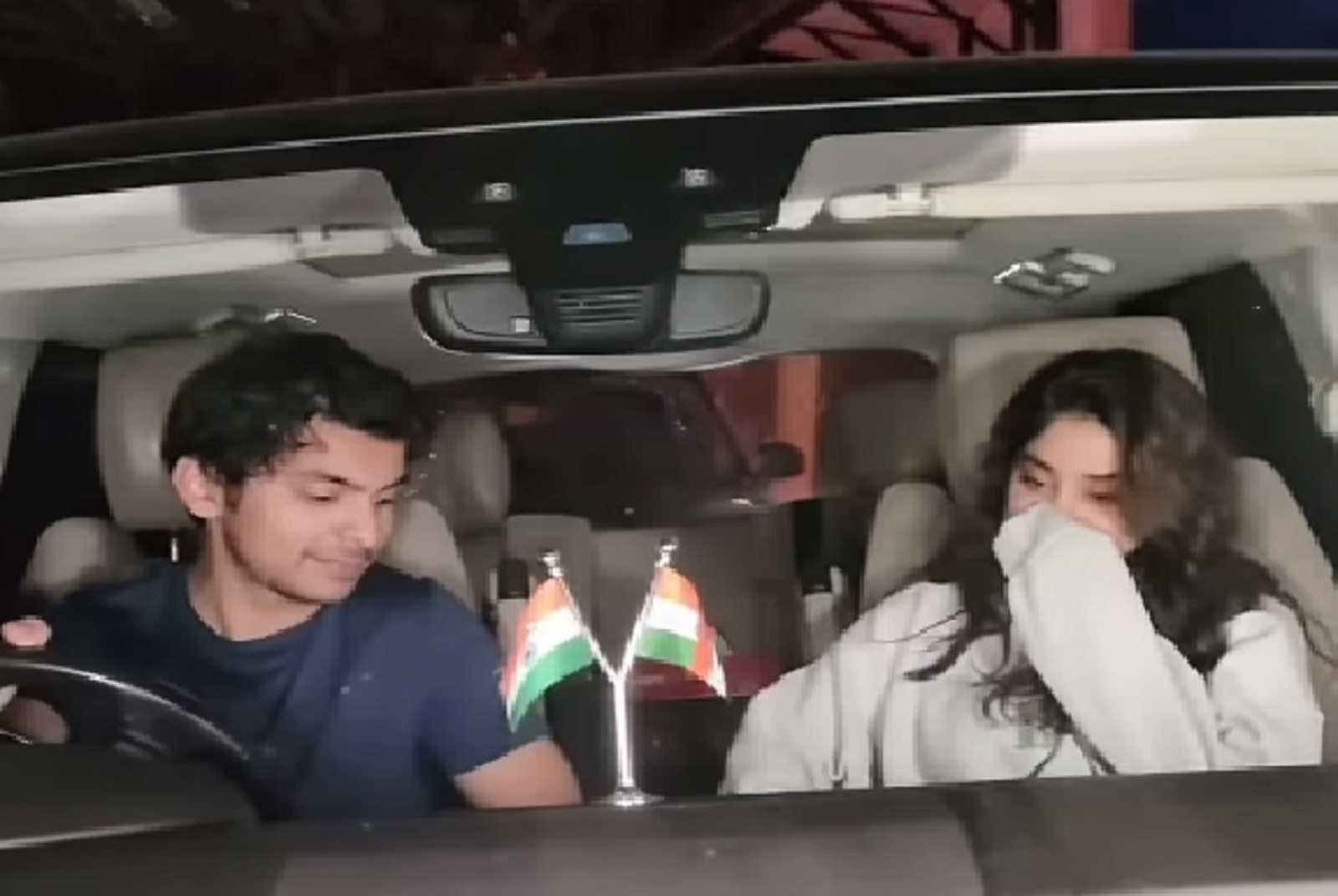 Janhvi Kapoor spotted in car with rumoured BF Shikhar Pahariya, netizens raise concern 'Why don't we give privacy to actors'