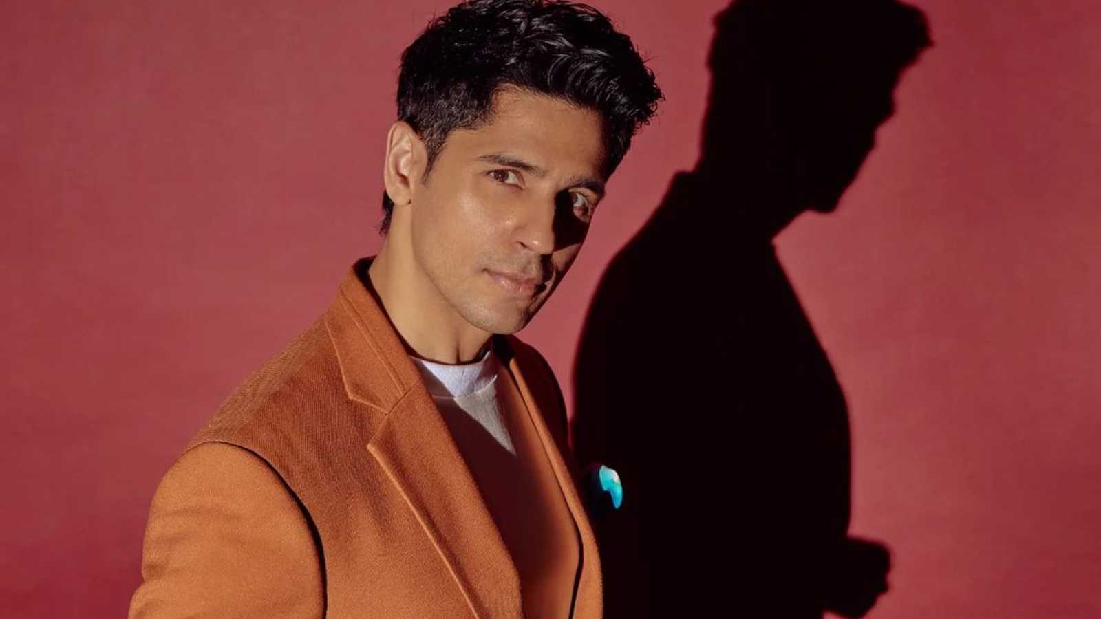 Sidharth Malhotra confesses he was typecast initially because of his good looks, adds, 'It's never a bad thing to be easy on the eyes'