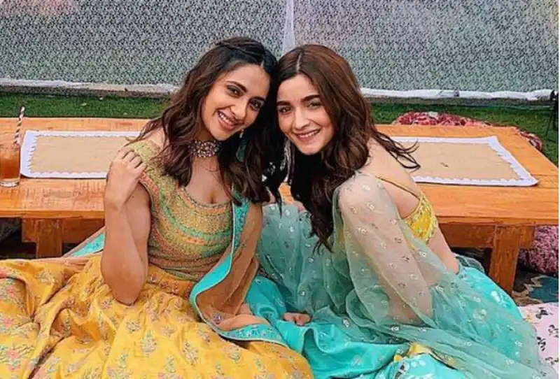 Alia Bhatt's bestie Akansha Ranjan Kapoor is dating THIS filmmaker since six months, here's what we know