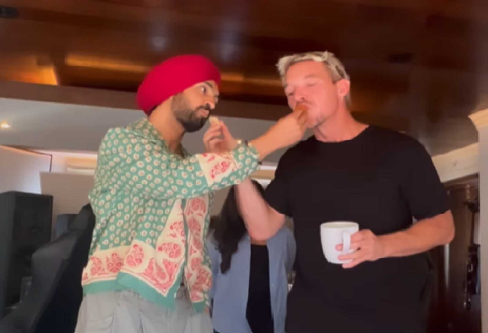 'Kangana might be crying at corner': Diljit Dosanjh and DJ Diplo feed sweets to each other; netizens react