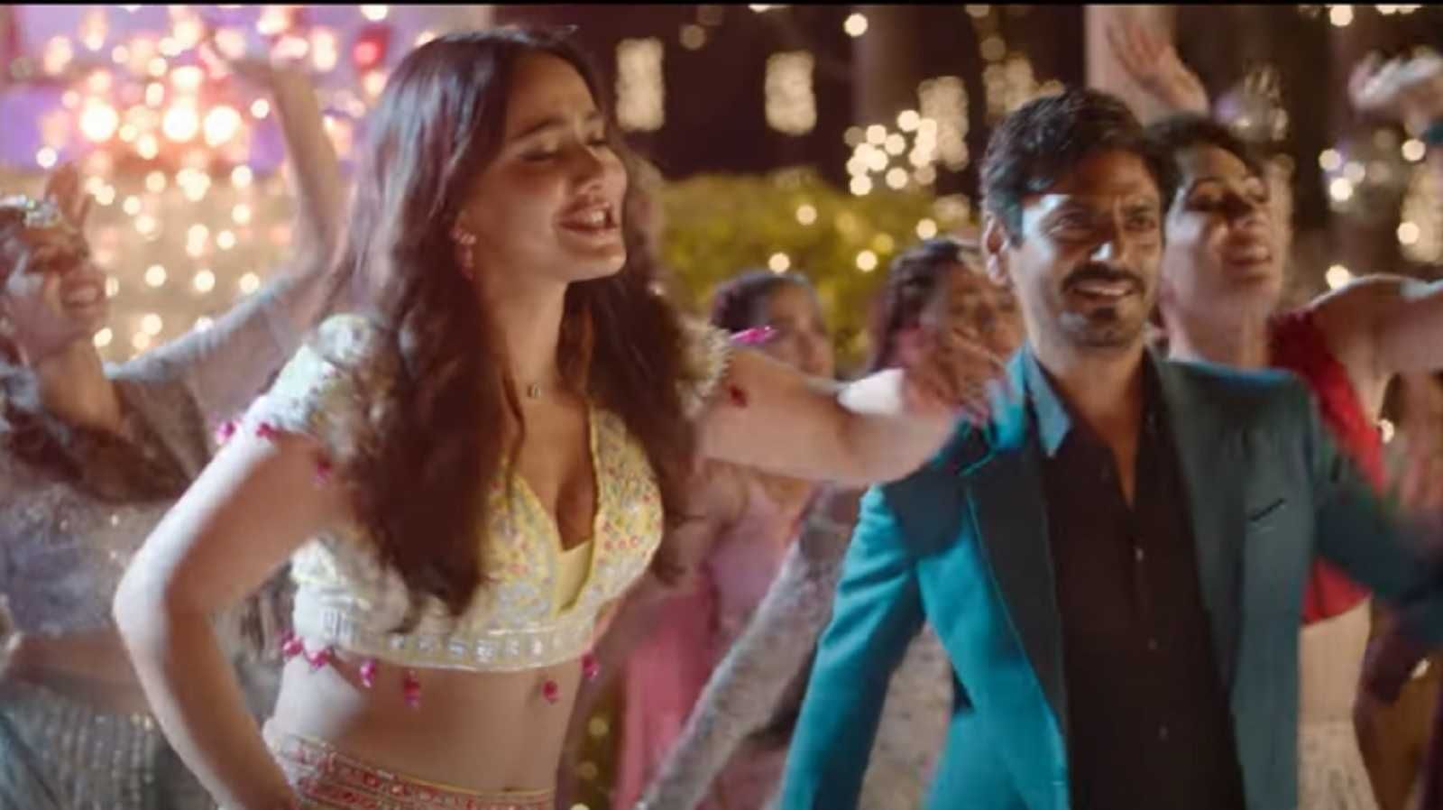 Jogira Sara Ra Ra: Nawazuddin Siddiqui grooves with Neha Sharma in a new  wedding song Torture, netizens react