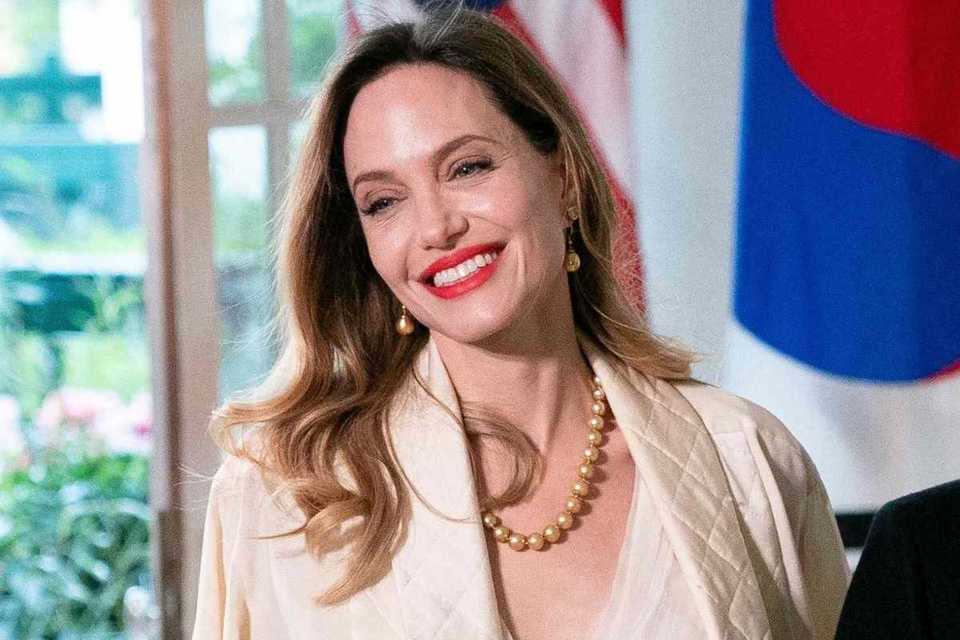 Angelina Jolie Is Revisiting Her '90s Blonde Era