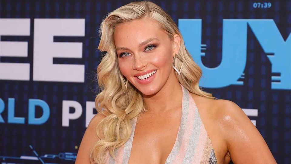 Rob Gronkowski's Girlfriend Camille Kostek Comments on Tom and Gisele