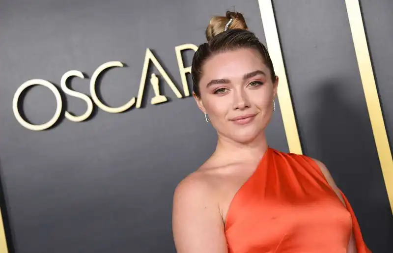 <p>Florence Pugh (Source: Glamour)</p>