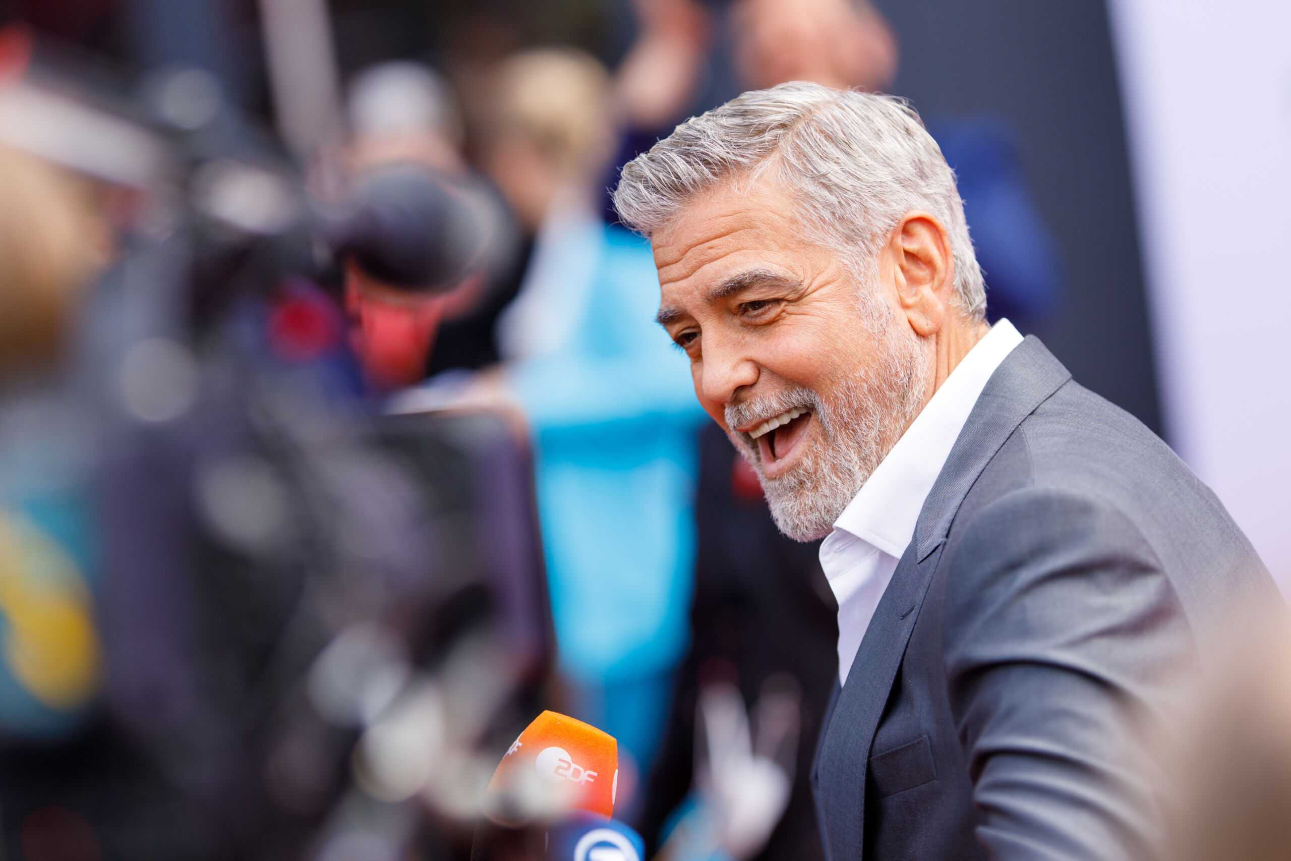 <p>George Clooney (Source: Bam Smack Pow)</p>
