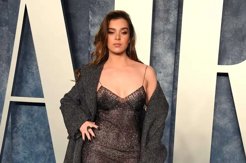 Hailee Steinfeld