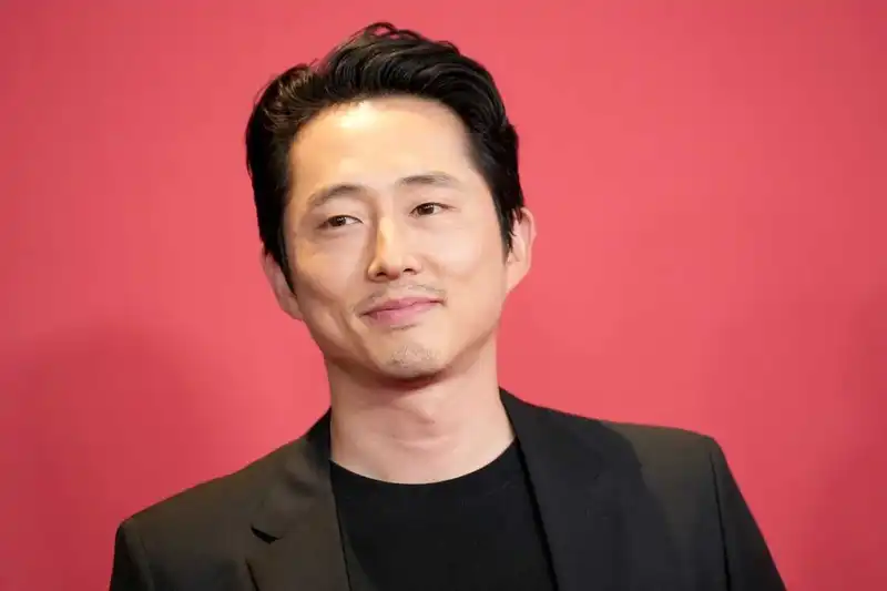 <p>Steven Yeun (Source: Vanity Fair)</p>